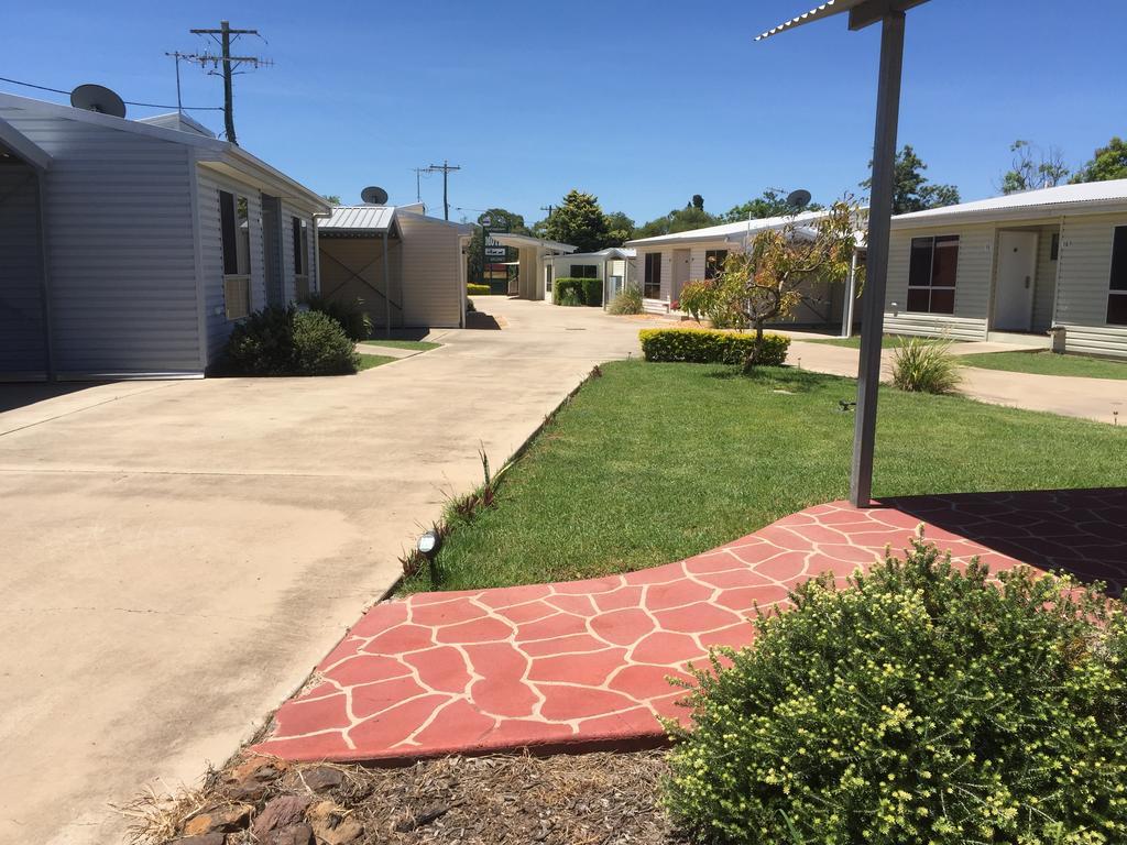Springsure Overlander Motel ภายนอก รูปภาพ